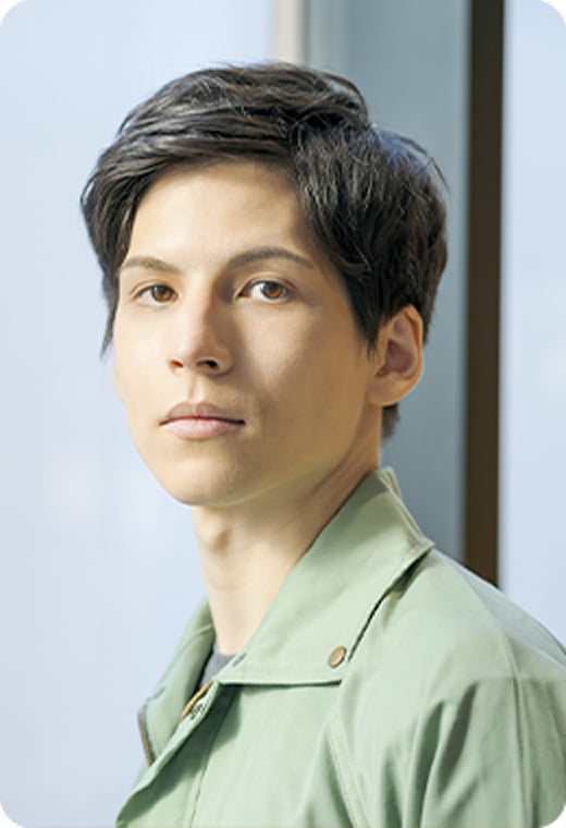 工場で働く人々