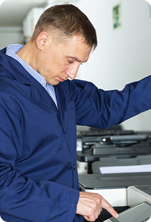 工場で働く人々